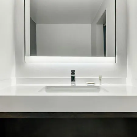 Mystic Marriott Hotel And Spa-3